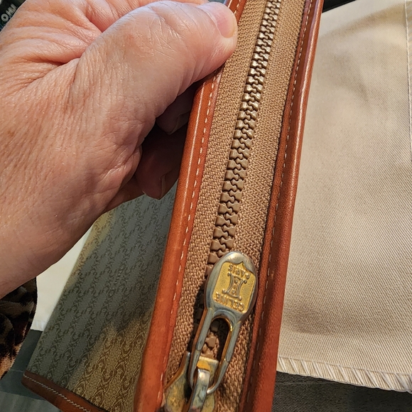 Celine Rare Vintage clutch/pouch Tan/Caramel EUC - Picture 9 of 13